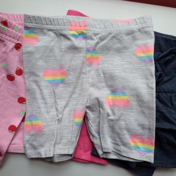Bundle of 5 shorts 2T - Picture 3 of 7